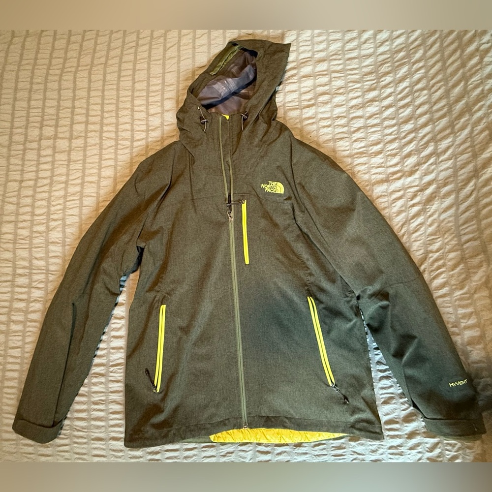 The North Face Thermo Ball Tain Jacket Mens Medium